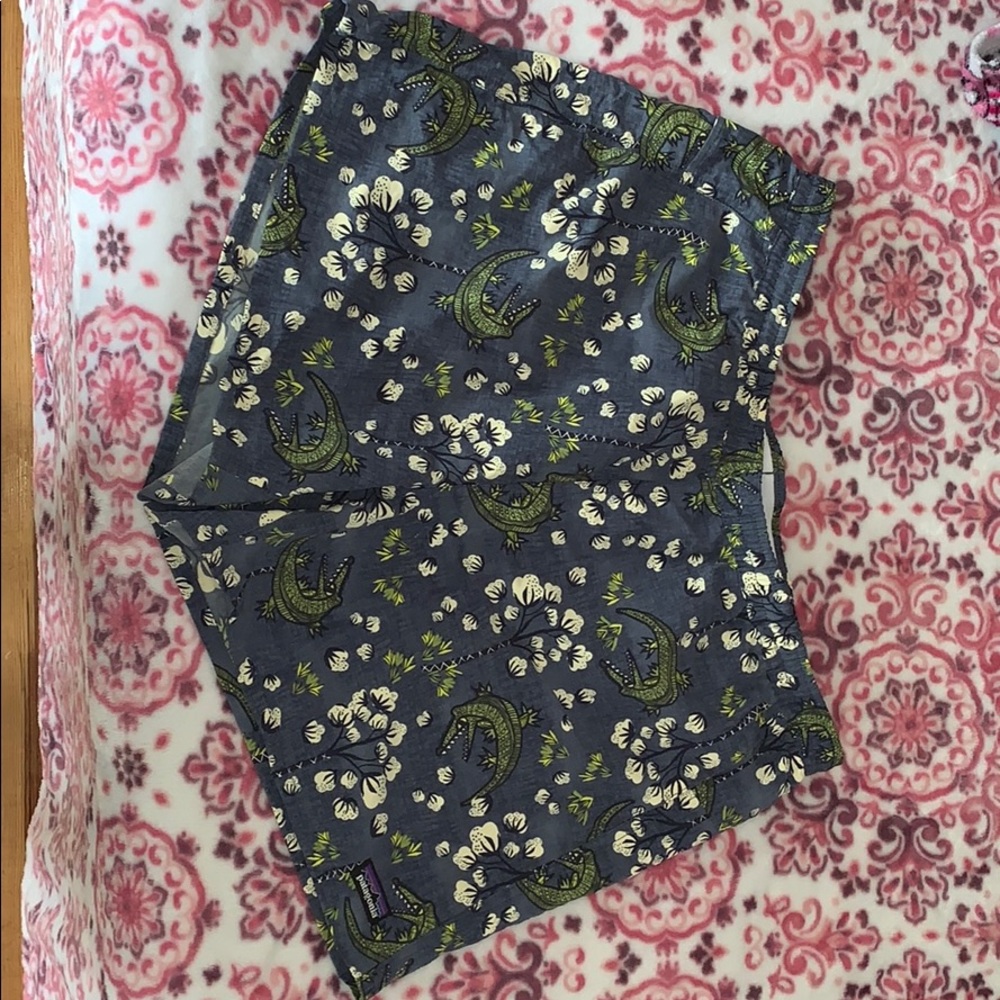 BNWT Patagonia Baggie Shorts